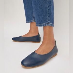 EVERLANE The Day Glove Ballet Flat in Navy Size 10